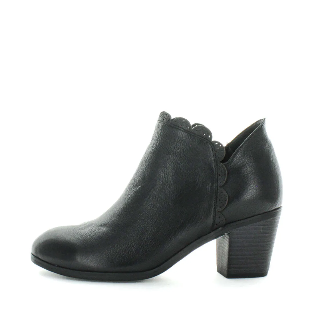 BALERIE - Black