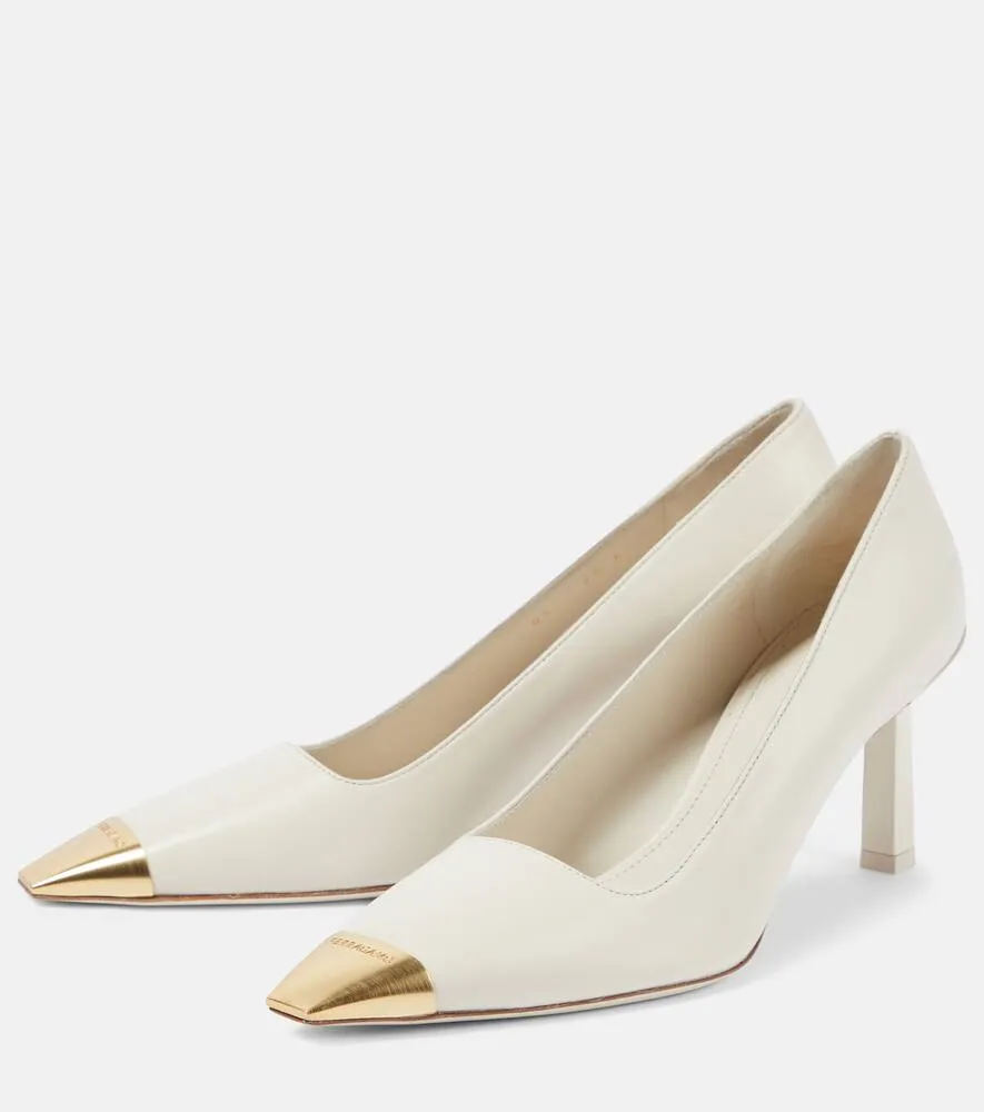 Ferragamo Leather pumps