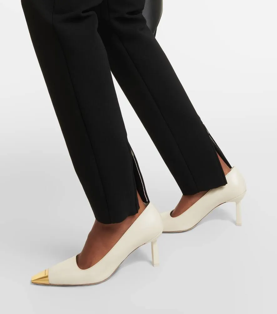 Ferragamo Leather pumps